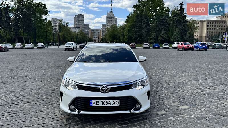 Toyota Camry 2014