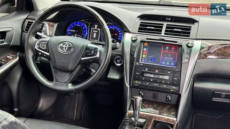 Toyota Camry 2014