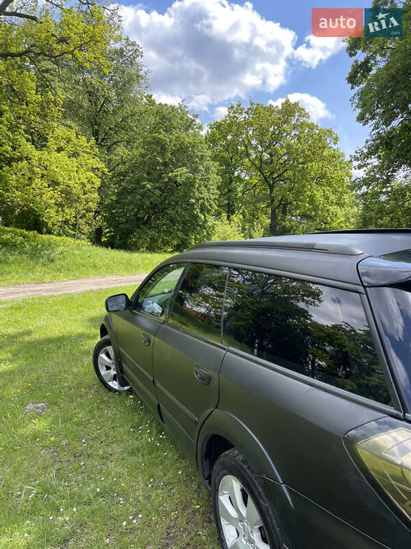 Subaru Outback 2008