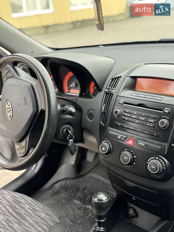 Kia Ceed 2008