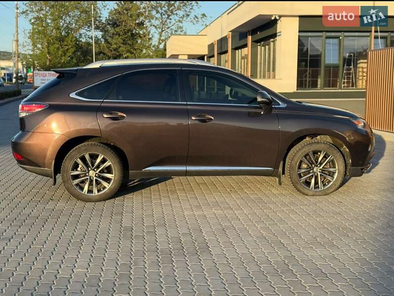 Lexus-1