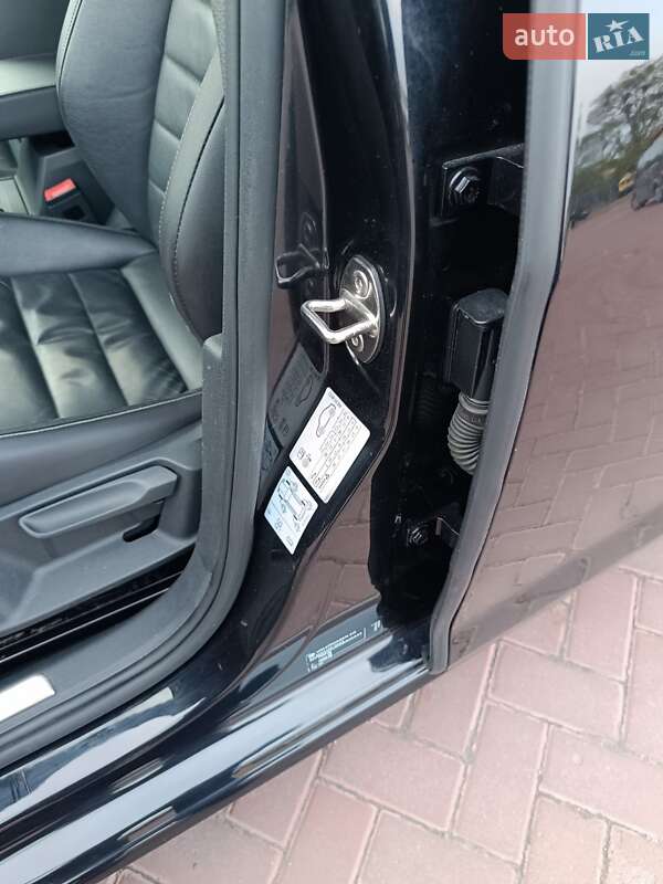 Volkswagen e-Golf 2015