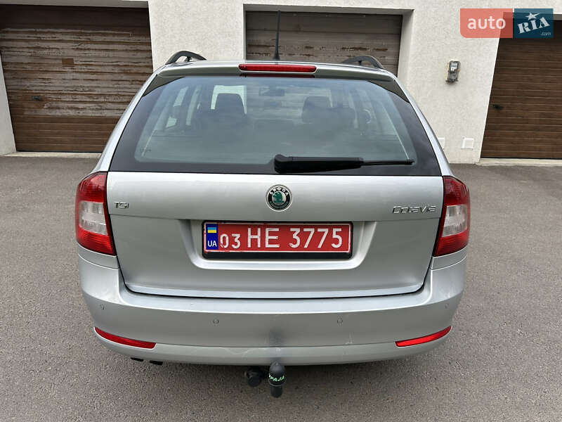 Skoda Octavia 2011
