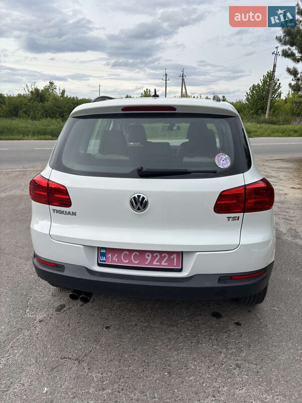 Volkswagen Tiguan 2016