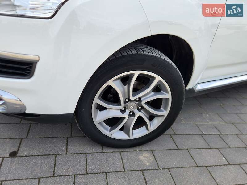 Citroen C-Crosser 2012