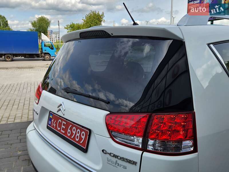 Citroen C-Crosser 2012