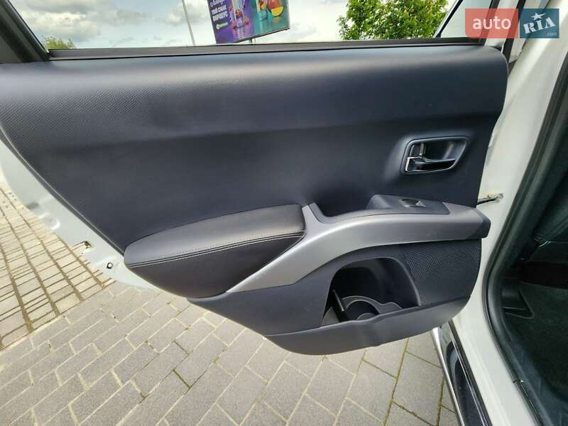 Citroen C-Crosser 2012