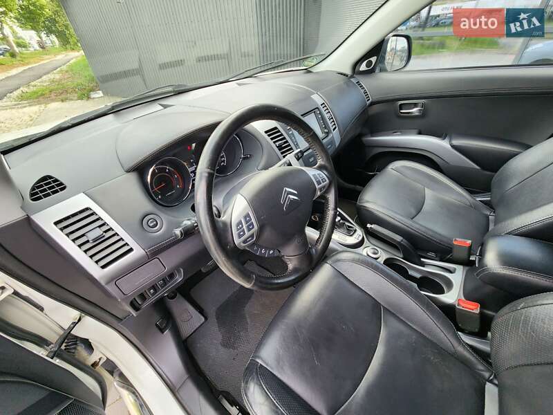 Citroen C-Crosser 2012