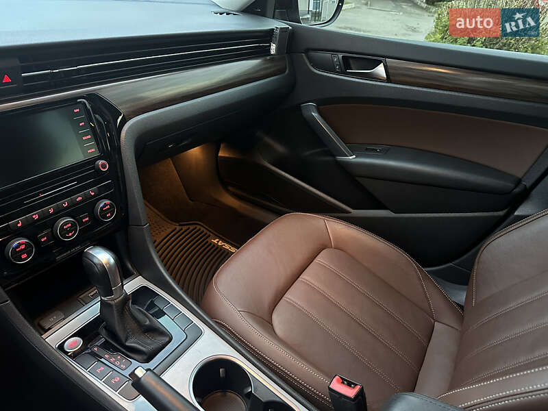 Volkswagen Passat 2020