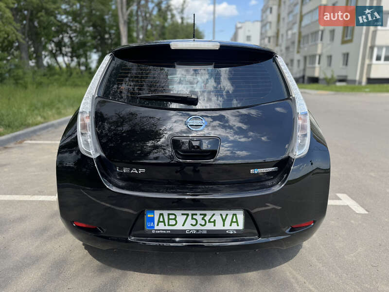 Nissan-33