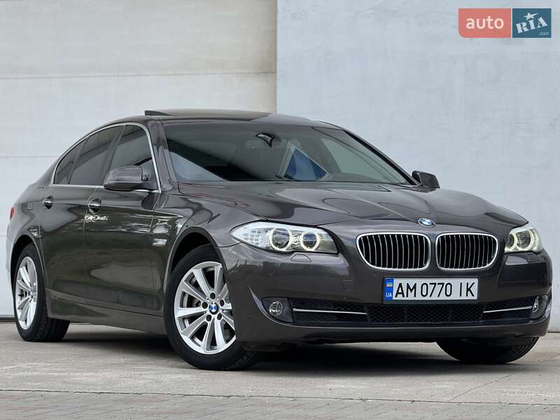 BMW 5 Series 2011