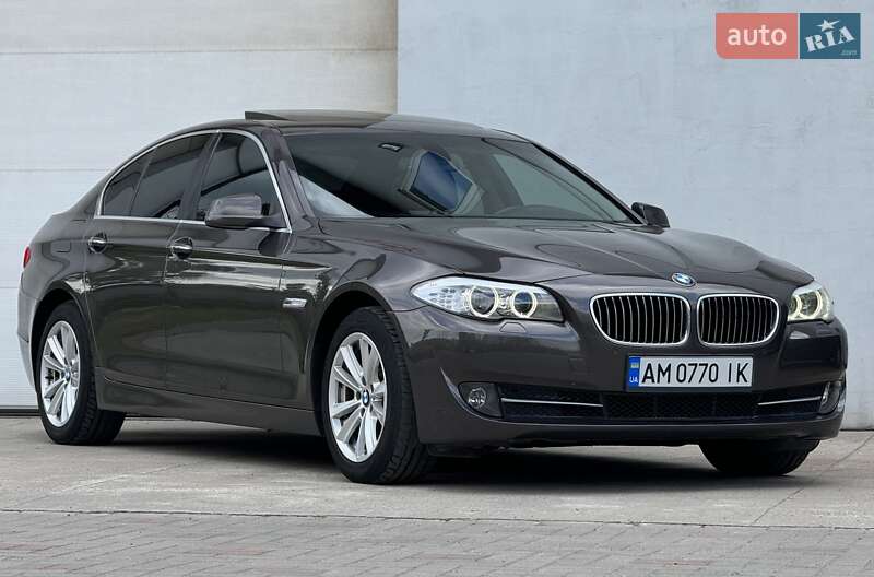 BMW 5 Series 2011