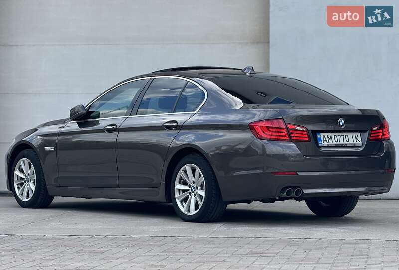 BMW 5 Series 2011