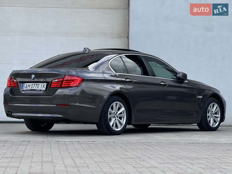 BMW 5 Series 2011