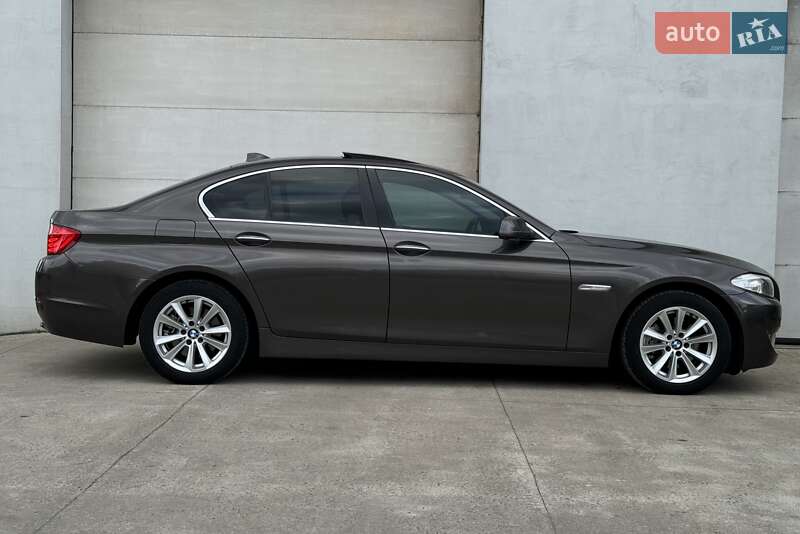 BMW 5 Series 2011