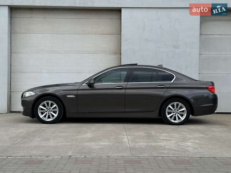 BMW 5 Series 2011