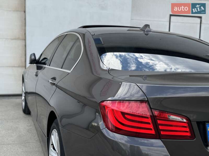 BMW 5 Series 2011