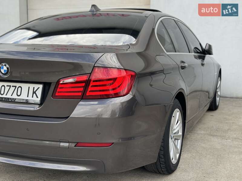BMW 5 Series 2011