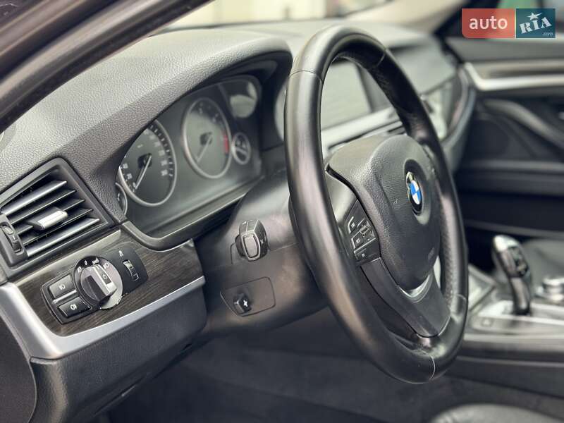 BMW 5 Series 2011