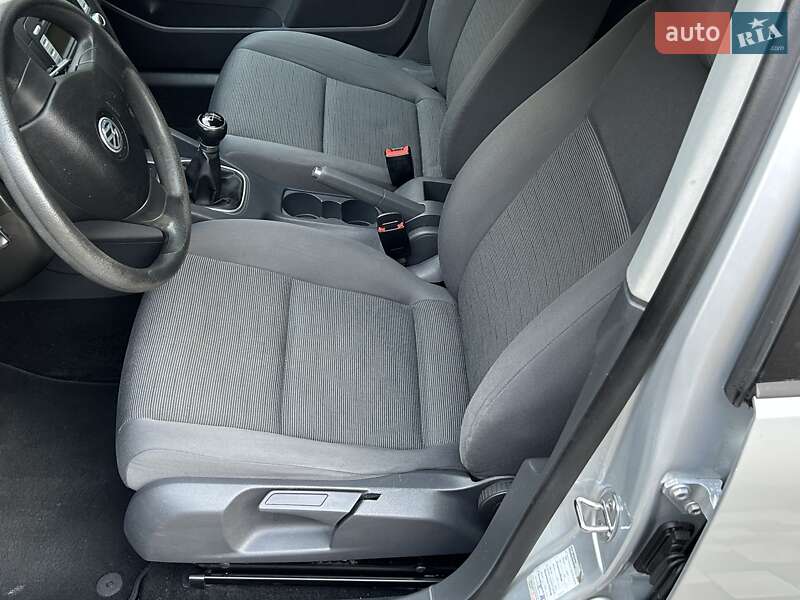 Volkswagen Golf 2008