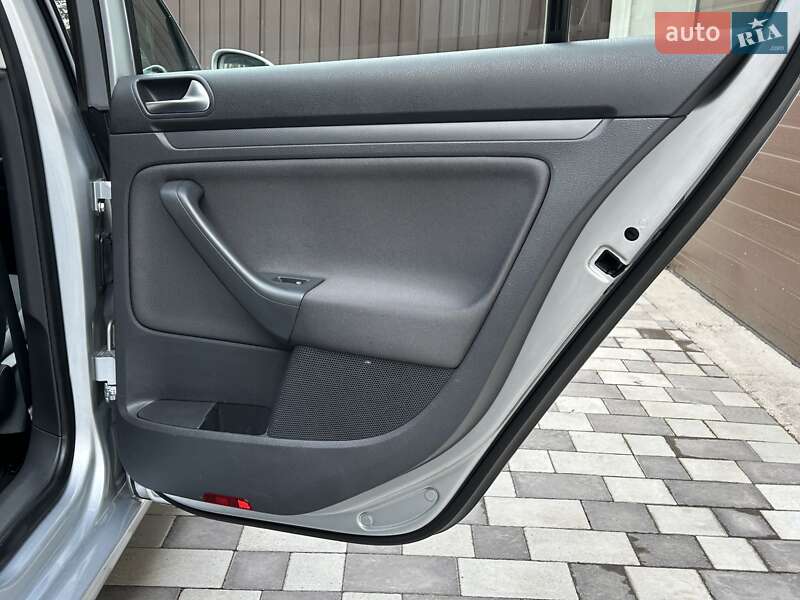 Volkswagen Golf 2008