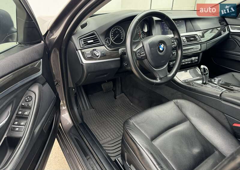 BMW 5 Series 2011