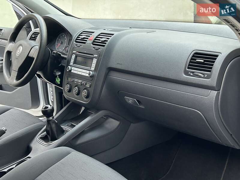 Volkswagen Golf 2008