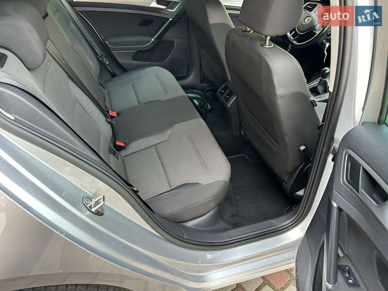 Volkswagen Golf 2013