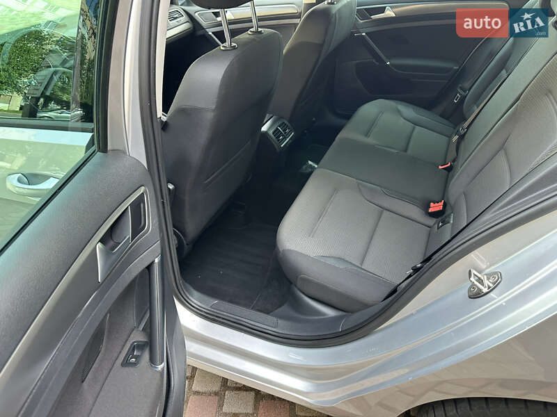 Volkswagen Golf 2013