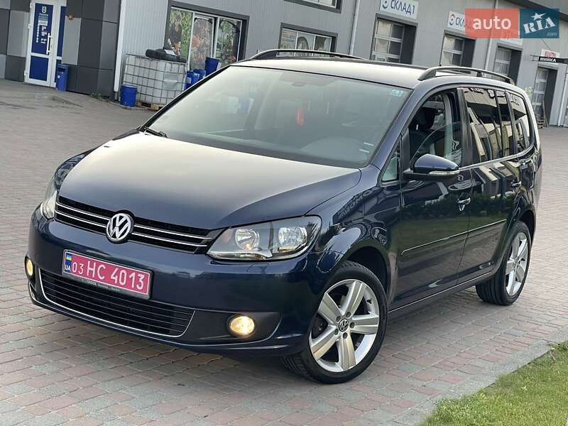 Volkswagen Touran 2011