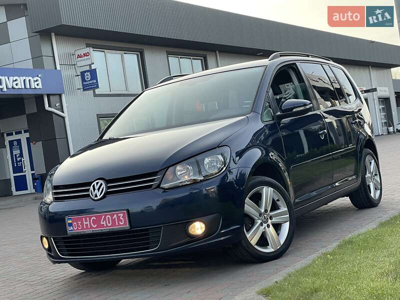 Volkswagen Touran 2011