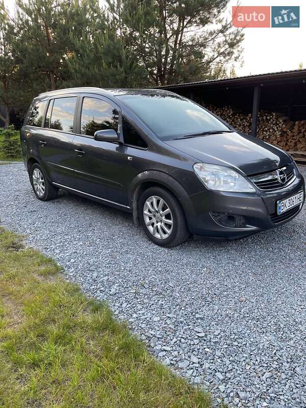 Opel Zafira 2009