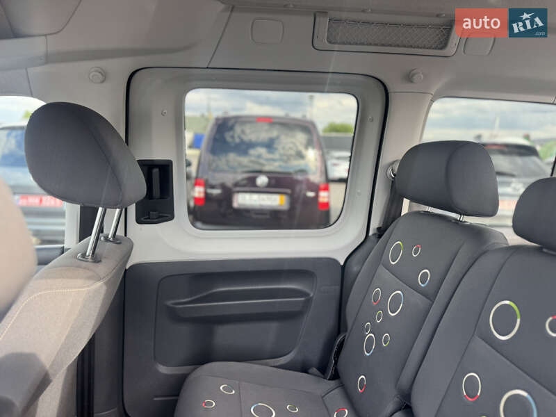 Volkswagen Caddy 2013