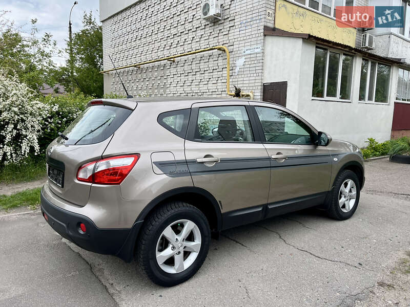 Nissan Qashqai 2012
