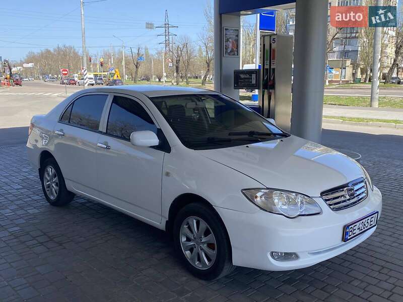 BYD F3 2013