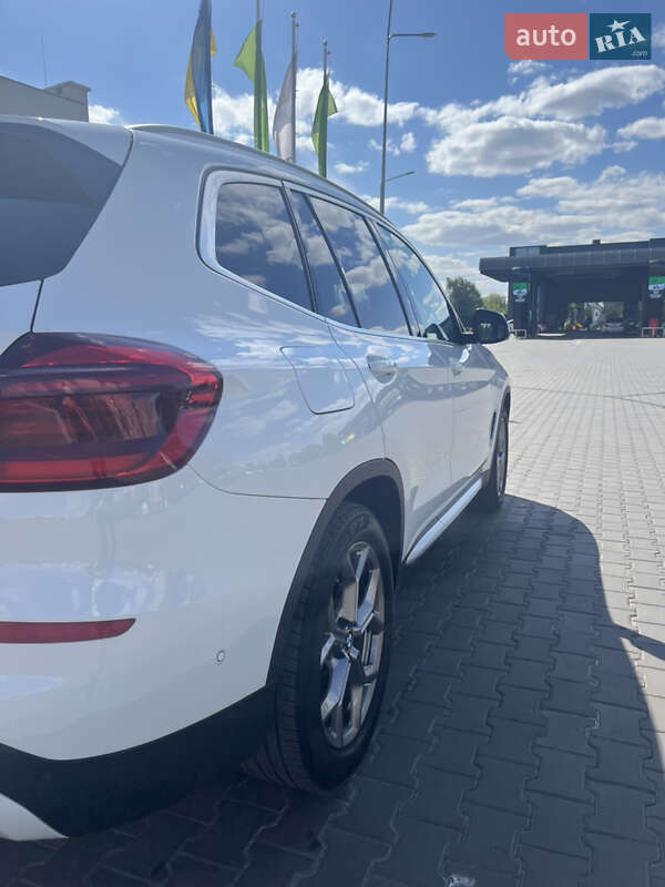 BMW X3 2021