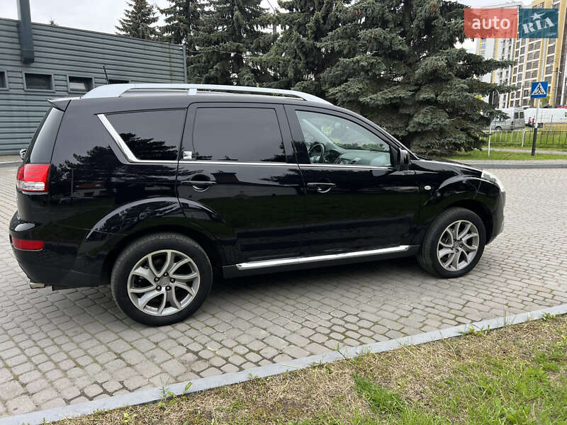 Citroen C-Crosser 2011