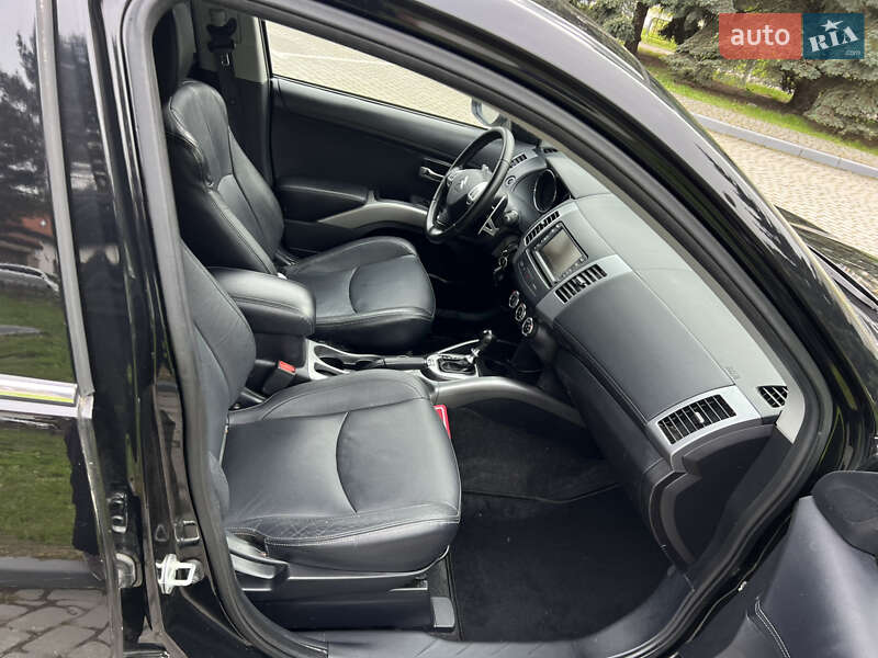 Citroen C-Crosser 2011