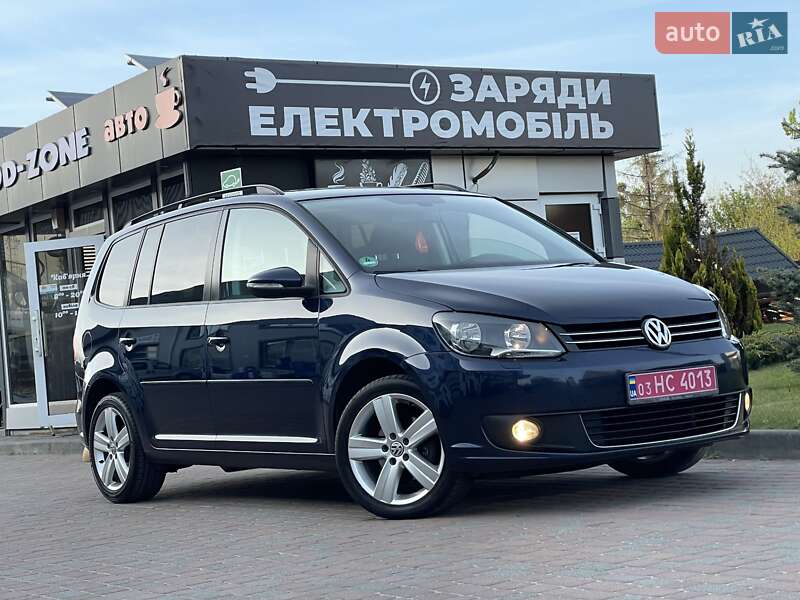 Volkswagen Touran 2011