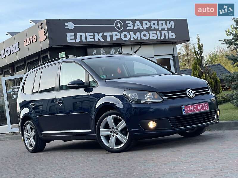 Volkswagen Touran 2011