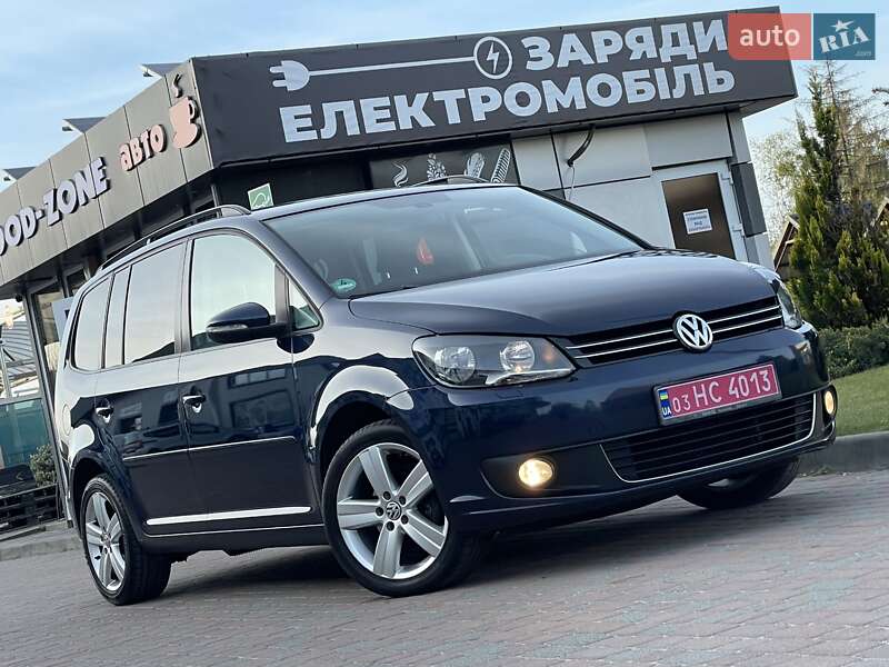 Volkswagen Touran 2011