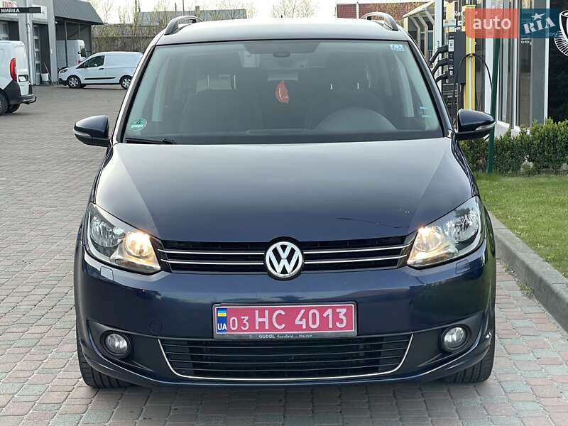 Volkswagen Touran 2011