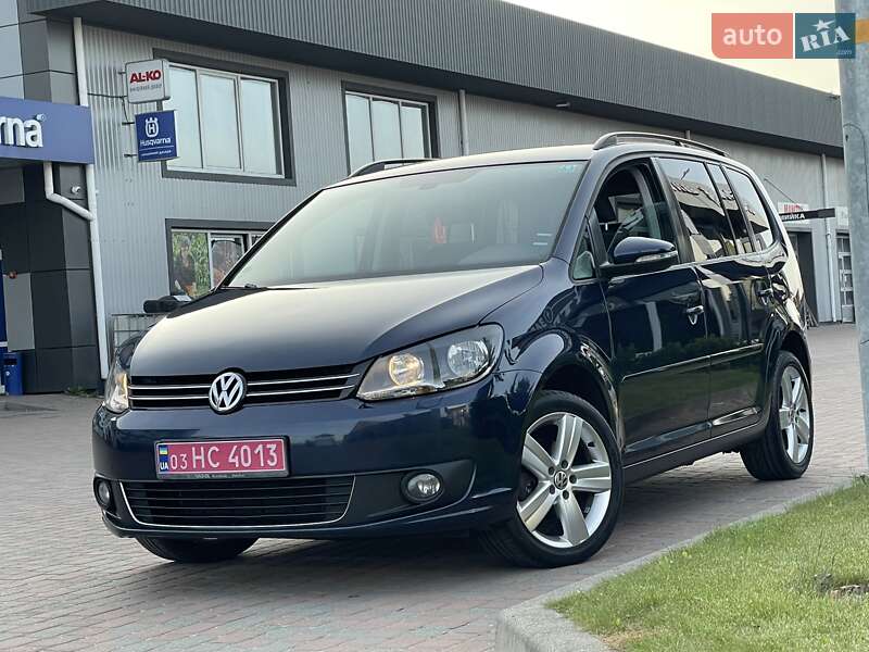 Volkswagen Touran 2011