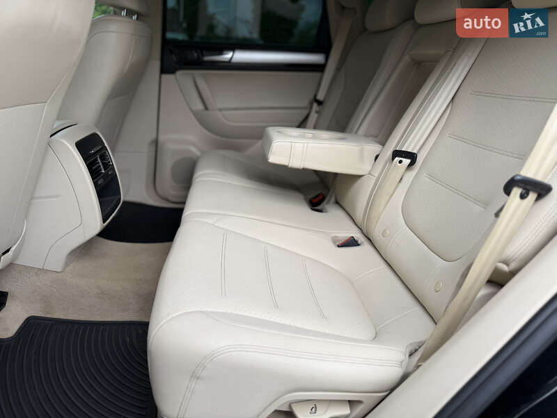 Volkswagen Touareg 2012