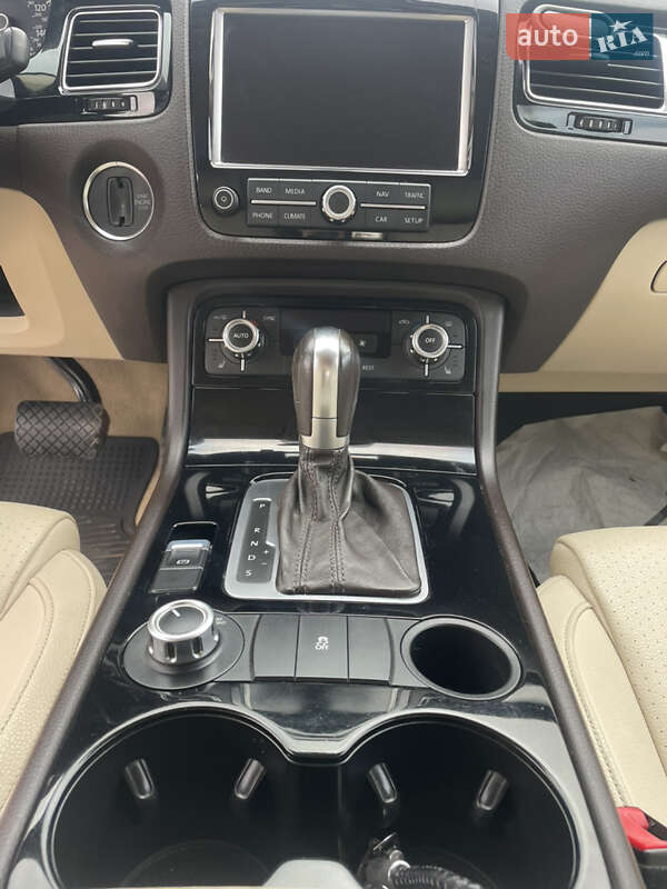 Volkswagen Touareg 2012