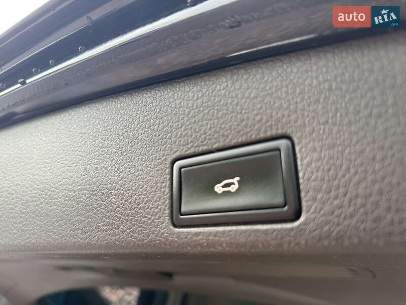 Volkswagen Touareg 2012