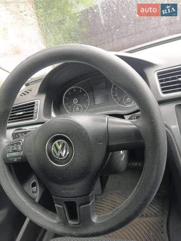 Volkswagen Passat 2012