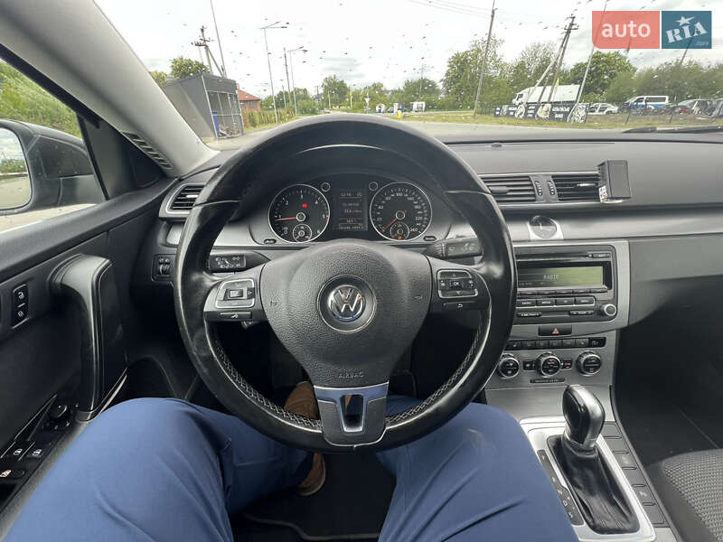 Volkswagen Passat 2014