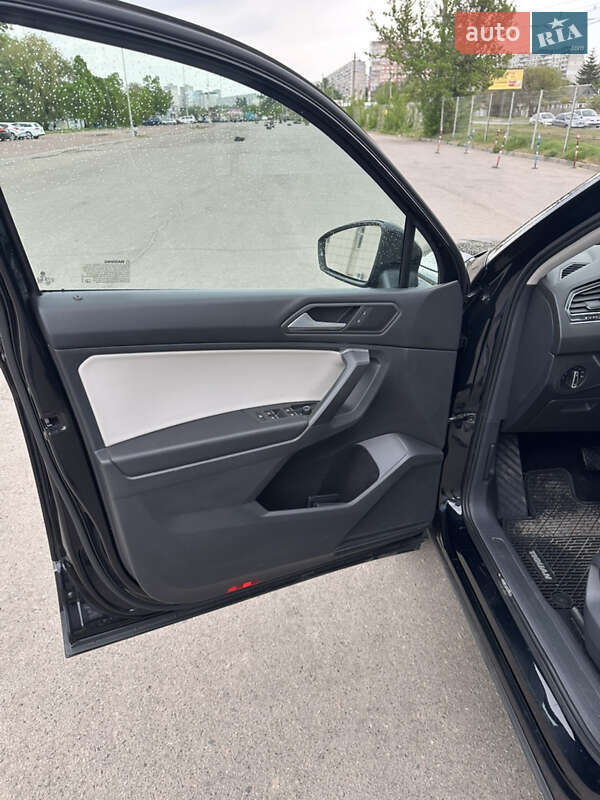 Volkswagen Tiguan 2021