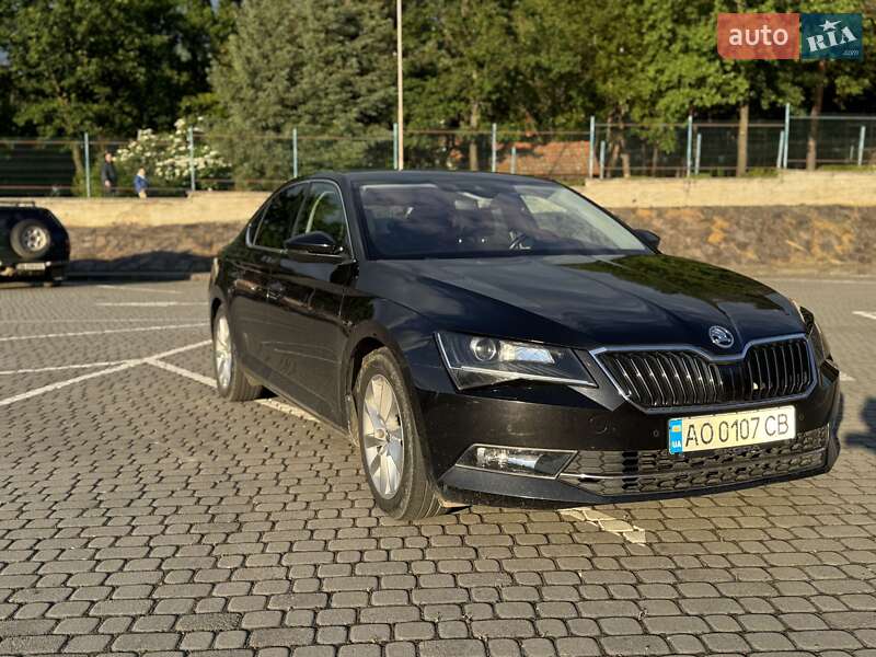 Skoda Superb 2015